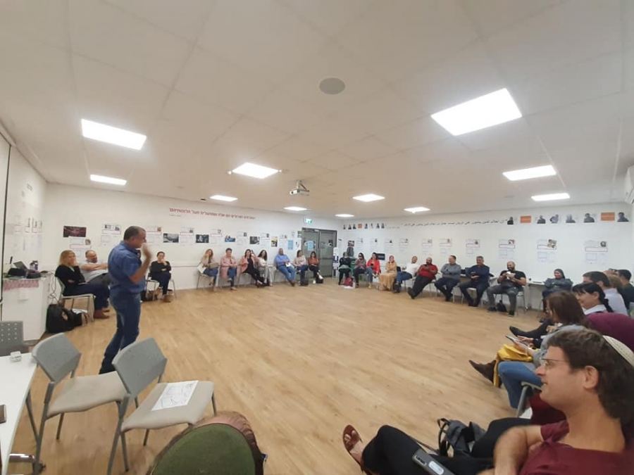 في الجماهيري دير حنا 